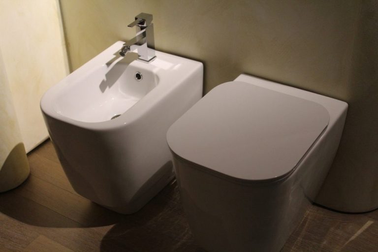 Armatura Sanitarna Frapeti – nowoczesne baterie łazienkowe doskonałym uzupełnieniem aranżacji łazienki