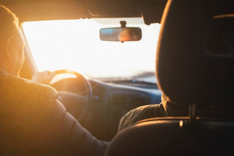 Ubezpieczenie Samochodu: Porównanie Opcji na Rynku