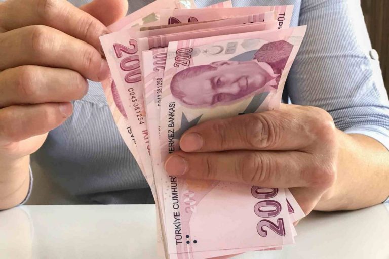 Tajemnice liry tureckiej – waluty na rozdrożu ekonomii i polityki